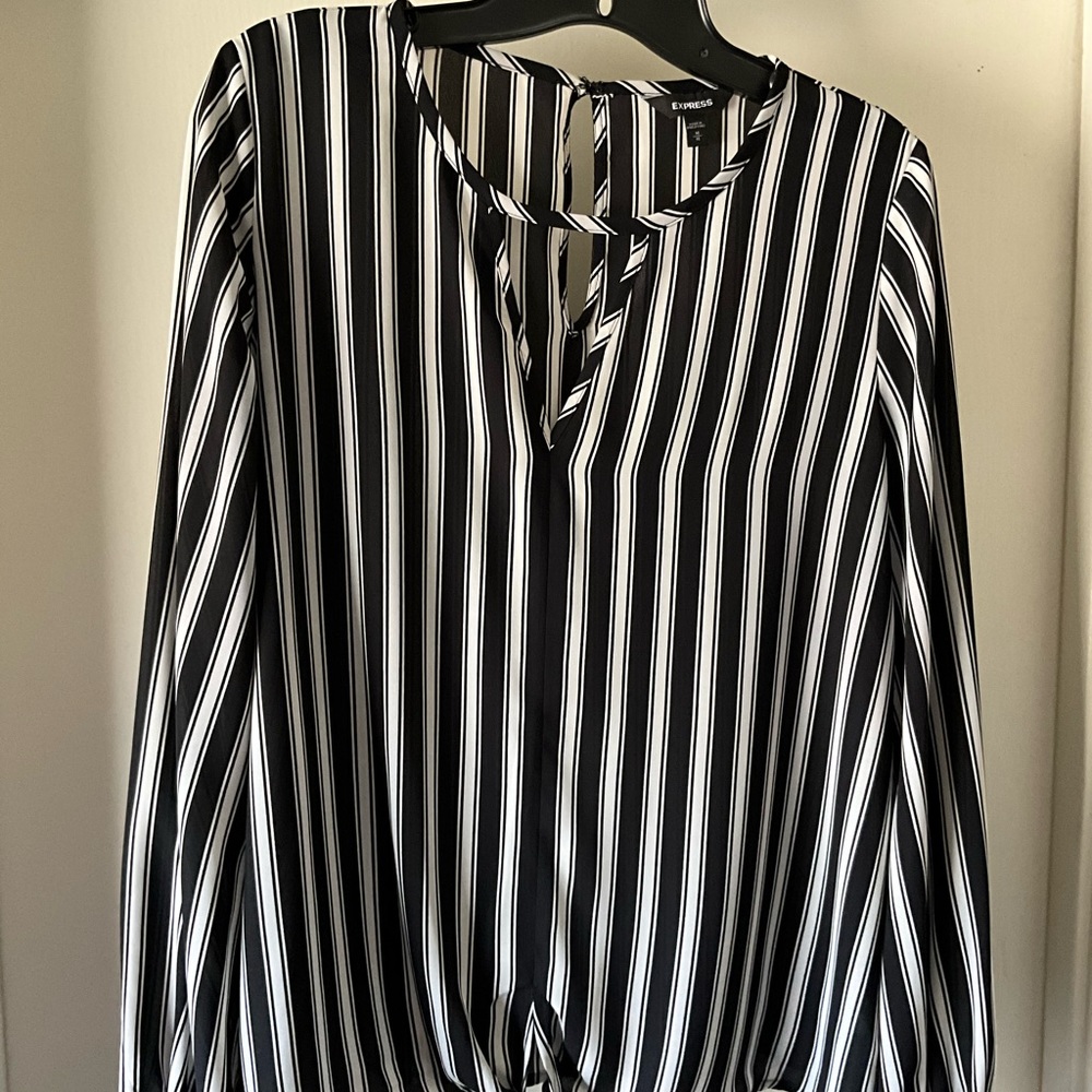 EXPRESS blouse, good condition, size M